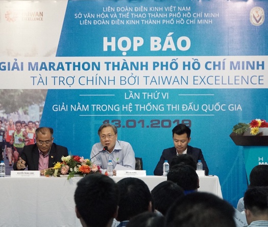 Khởi động giải chạy marathon truyền thống TPHCM lần thứ 6