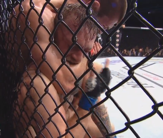 RNC bất thành, Khabib... bẻ cổ McGregor ở hiệp 4