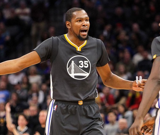 Xung đột Warriors leo thang, Draymond Green bị cấm 1 trận do chửi Kevin Durant