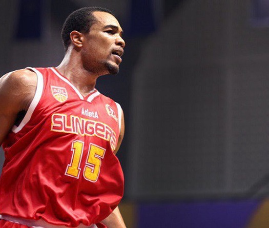 Mono Vampire 81-91 Singapore Slingers: X-Man suýt đạt Triple-Double