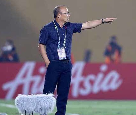 Thầy Park đấu Sven-Goran Eriksson: Tiền tỷ đấu... tiền triệu!