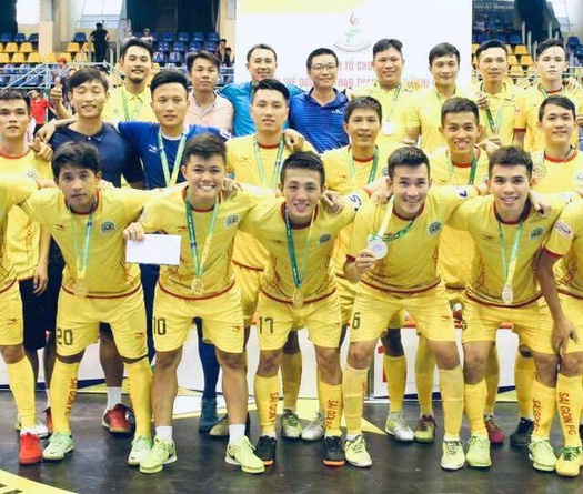 Nhà vô địch ngậm ngùi nhìn cầu thủ đoạt hạng ba dự giải toàn quốc 2018