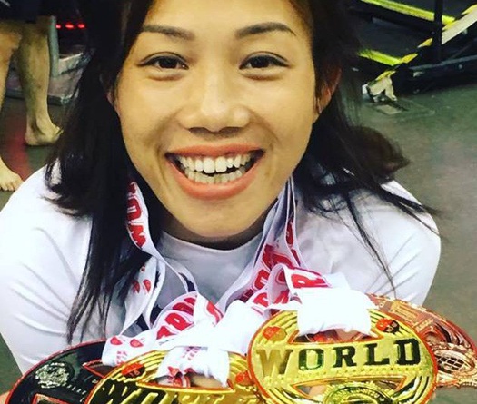 Võ sĩ Việt Nam đánh bại đối thủ hơn 35kg và giành 2 chức vô địch thế giới Jiu-Jitsu 