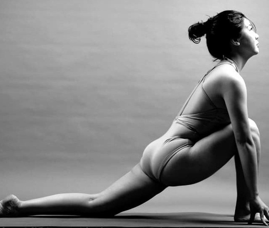 Ngày 2 chùm Bài tập 5 ngày giảm eo thần kỳ cùng Đại sứ Yoga Nguyễn Hiếu