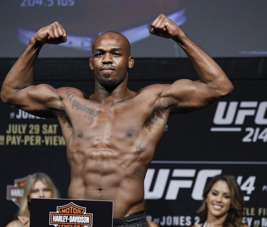 Jon Jones chính thức gửi lời xin lỗi đến đồng nghiệp