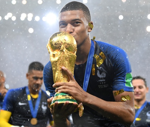 Nhìn lại bóng đá thế giới năm 2018 qua lăng kính nhiếp ảnh gia