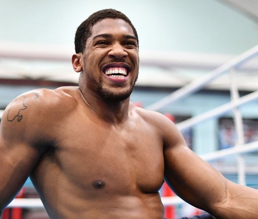 Anthony Joshua nói gì về kèo Tyson Fury - Deontay Wilder