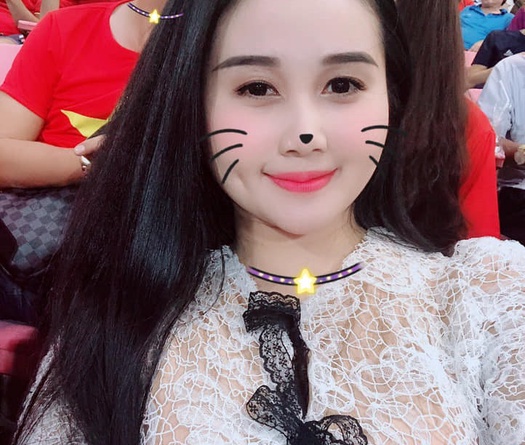 Tâm thư đẫm nước mắt của bạn gái cầu thủ Tiến Linh khi ĐT Việt Nam vào chung kết AFF Cup 2018
