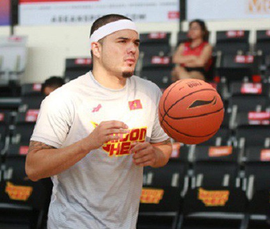 Tương lai của Việt Arnold chỉ còn là Hanoi Buffaloes?