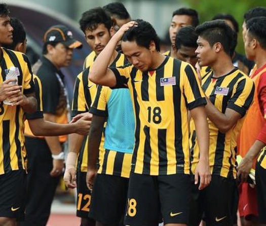 Chưa đá, Malaysia đã "giương cờ trắng" trước Việt Nam tại AFF Cup 2018