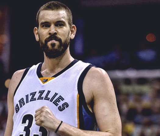 Sao bóng rổ Tây Ban Nha khoe phòng gym tại nhà không khác ga-ra để xe