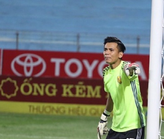 Top 5 pha cản phá vòng 13 V.League 2018: Vinh danh thủ môn khiến Hoàng Anh Gia Lai "ôm hận"