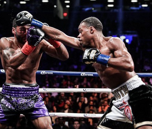 Cận cảnh Errol Spence chỉ cần 1 phút để tiễn Carlos Ocampo xuống sàn