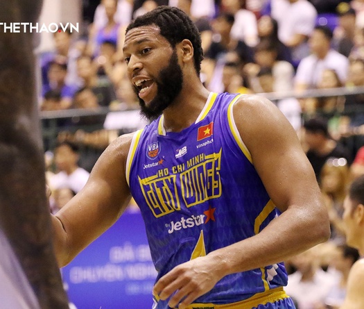 City Wings sau trận thua đậm Hanoi Buffaloes: Dấu hỏi đang được đặt ra với Quinton Doggett