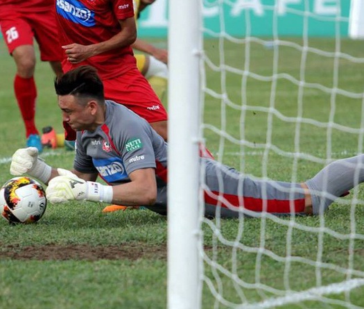 Màn trình diễn xuất thần của Đặng Văn Lâm dù Hải Phòng FC thua đau trước FLC Thanh Hóa