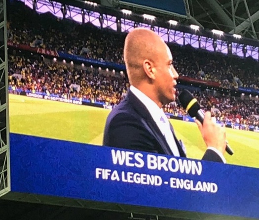 Cộng đồng mạng "dậy sóng" khi Wes Brown được FIFA giới thiệu là "Huyền thoại người Anh"