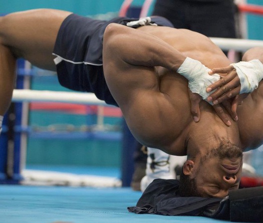 Tầm quan trọng của việc rèn cơ cổ trong MMA - Quyền Anh