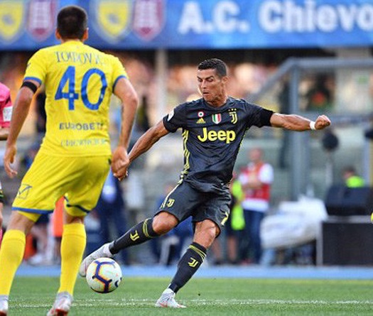 5 tình huống đáng nhớ ngày Ronaldo ra mắt và Juventus thắng nghẹt thở