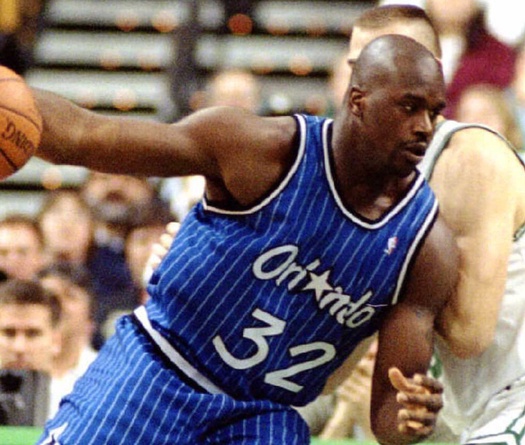 Huyền thoại NBA: 10 pha bóng ma thuật của Shaquille O'Neal tại Orlando Magic