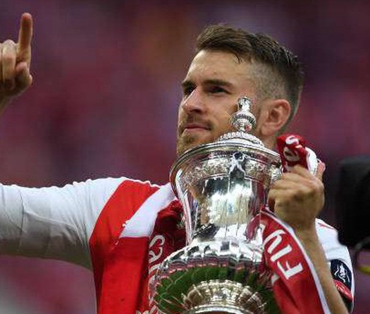 Liverpool hay Chelsea sẽ hưởng lợi khi Aaron Ramsey sắp rời Arsenal?