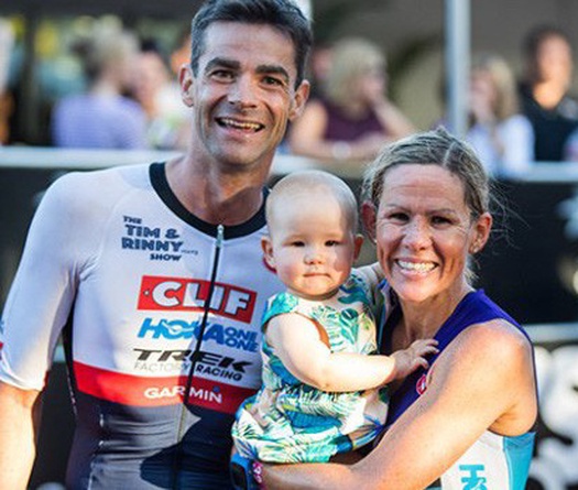 Độc nhất vô nhị: cả hai vợ chồng "lên đỉnh" giải Ironman 70.3