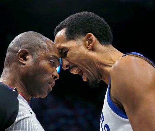 NBA 2017-18: Spurs có ca chấn thương nặng, Warriors thắng dễ