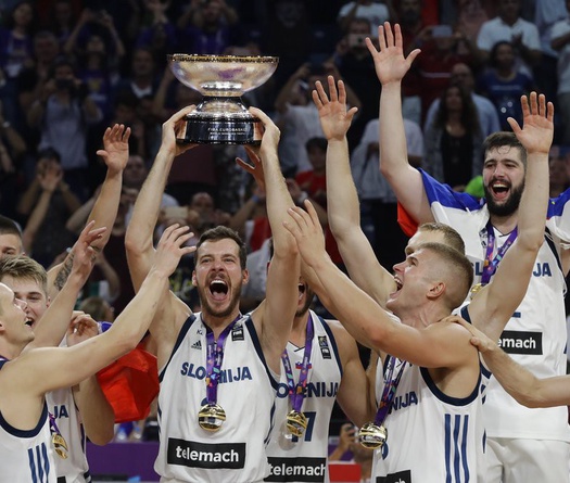 Sao của Miami Heat được bầu là MVP giải vô địch bóng rổ châu Âu