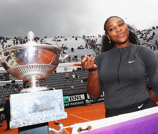 Serena Williams chấm dứt 9 tháng không danh hiệu
