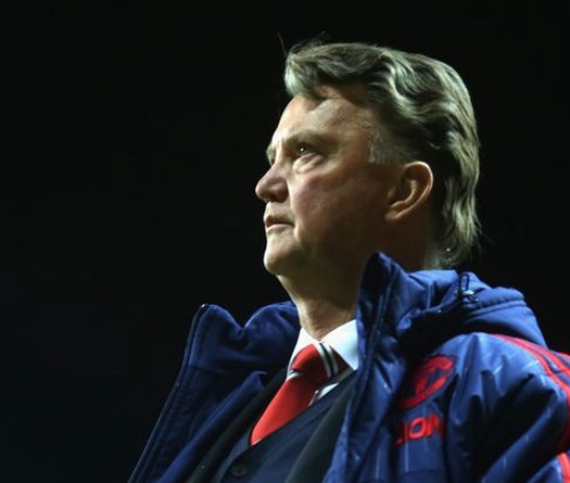 “Tuyệt chiêu” giữ ghế của Van Gaal