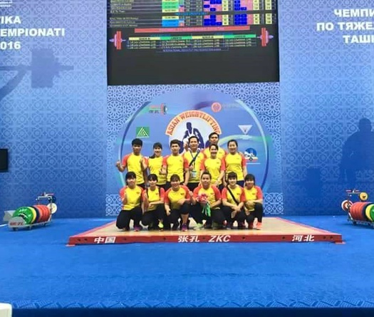 Cử tạ nữ giành tấm vé Olympic thứ 16 cho Việt Nam