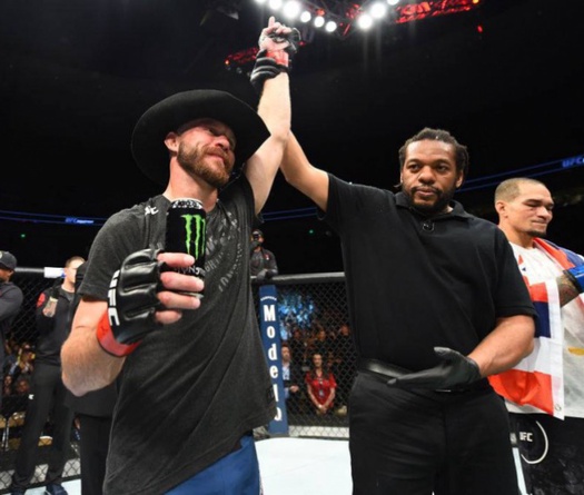 Bản tin MMA 21/2: Donald Cerrone sẽ trở lại hạng Lightweight