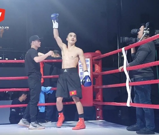 "Thay mặt" U23 Việt Nam, Nguyễn Ngọc Hải hạ knock-out võ sĩ Uzbekistan 