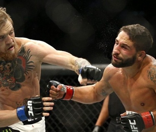 Dana White: Alvarez nên sợ cú đấm trái của McGregor