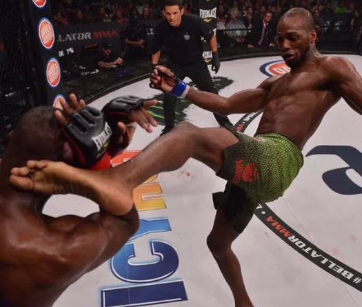 Michael Page đổ lỗi cho đối thủ sau khi bị khán giả la ó