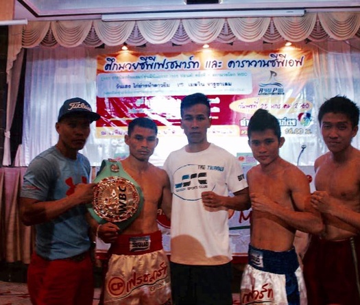 Trần Văn Thảo đón Tết bằng trận thắng knock-out ngay trong hiệp 1