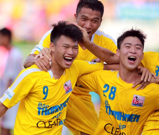 HN.T&T trẻ hoá ồ ạt