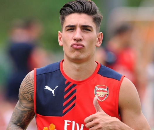 Không đá bóng, Bellerin muốn làm cảnh sát