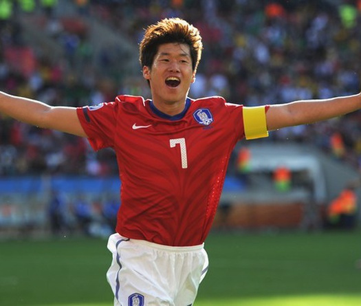 Top 5 sao bóng đá được miễn nghĩa vụ quân sự