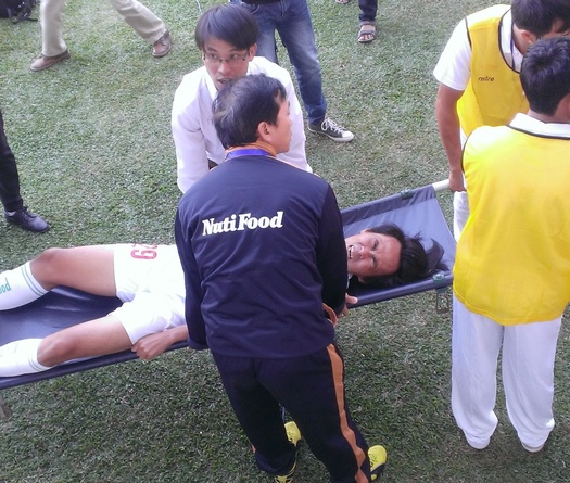 Tài xế ngủ quên, Văn Pho được đưa vào bệnh viện trễ