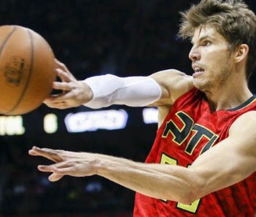 Vụ giao dịch Kyle Korver ảnh hưởng thế nào tới Bầy ưng và Kỵ sĩ