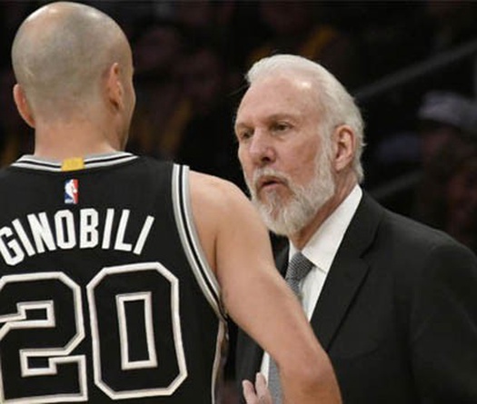 Manu Ginobili thành tội đồ của Spurs vì... ném bóng vào rổ!