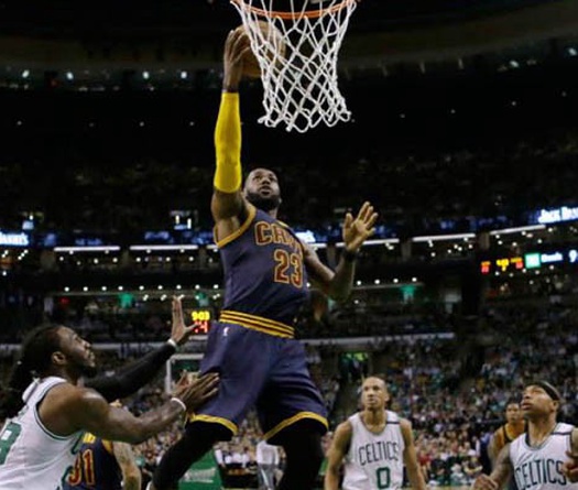 Cavaliers đánh bại Celtics trong trận thắng có cách biệt lịch sử