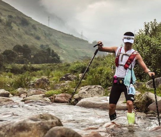 10 chiếc gậy tốt nhất dành cho chạy địa hình 2016