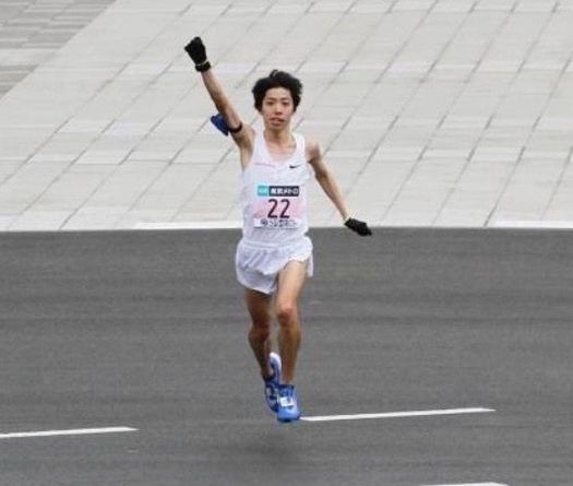 Á quân Nhật Bản nhận 1 triệu USD nhờ lập kỷ lục ở Tokyo Marathon 2018