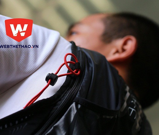 Đánh giá chi tiết balo nước Kalenji dùng cho chạy địa hình