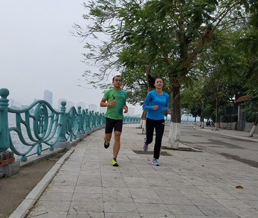 Nữ hoàng tốc độ Tú Chinh sắp thành ngôi sao màn bạc