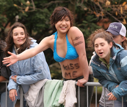 Tiến sĩ Mỹ gốc Việt kể chuyện làm pacer và nửa giờ "Hôn miễn phí" ở Boston Marathon