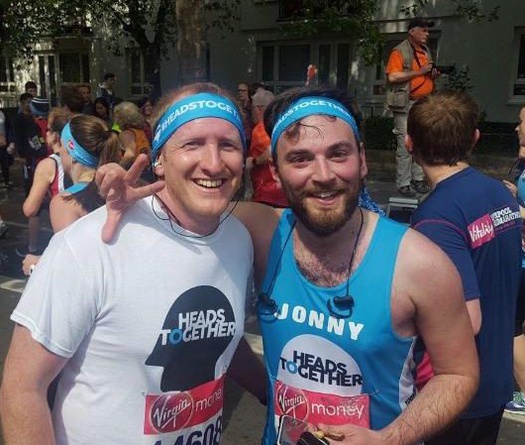 Cảm động chàng trai tự tử hụt chạy cùng ân nhân ở London Marathon