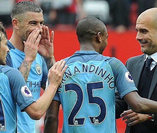 Ai là "người chia bài" cho Man City của Guardiola?