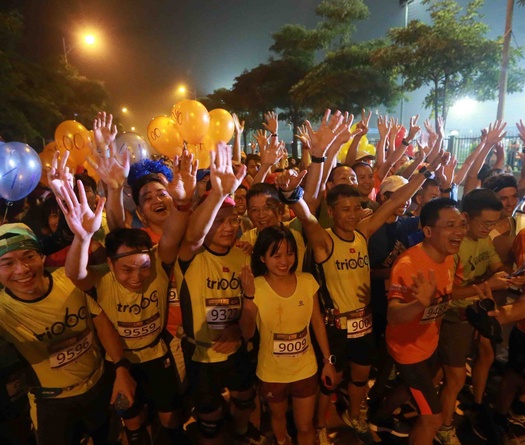 Longbien Marathon 2017: Sôi động từ 3 giờ sáng!